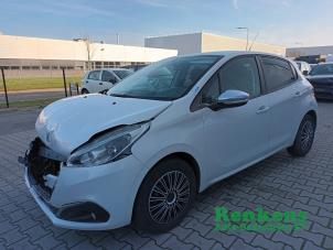 Peugeot 208 I 1.2 Vti 12V PureTech 82  (Skrot)