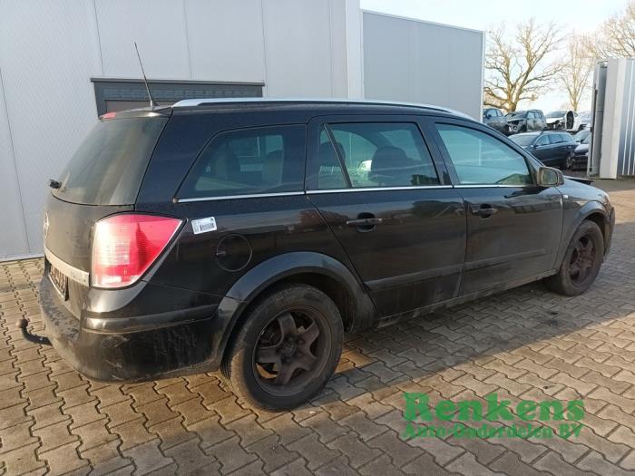 Opel Astra H SW 1.6 16V Twinport Skrotfordon (2005, ZWART)