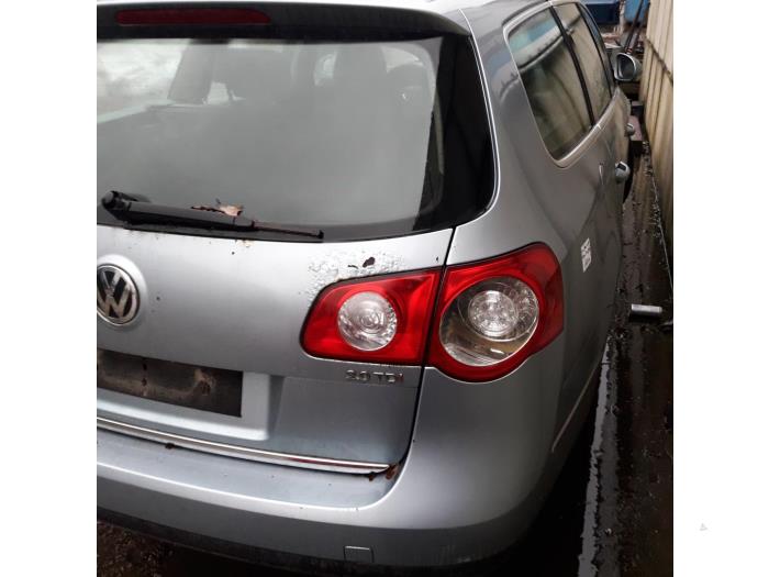 Volkswagen Passat Sloopvoertuig (2007, Blauw)