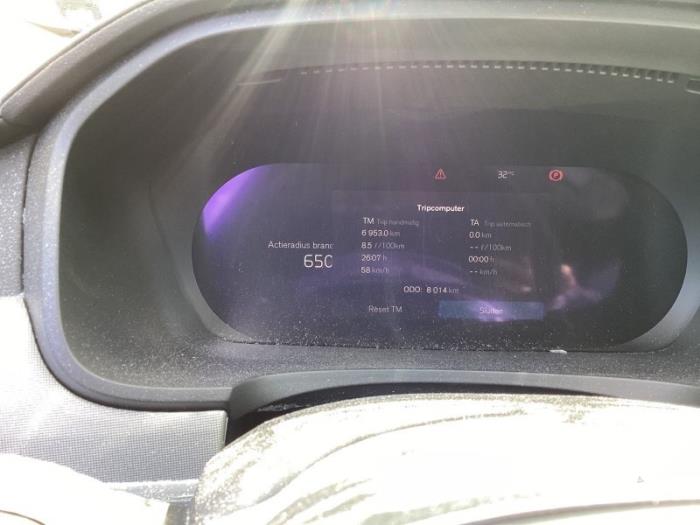 Volvo V90 II 2.0 B5 Mild Hybrid Geartronic 16V Skrotfordon (2023, ZWART)