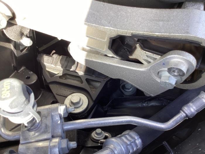 Volvo V90 II 2.0 B5 Mild Hybrid Geartronic 16V Skrotfordon (2023, ZWART)