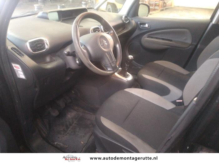 Citroen C3 Picasso 1.4 16V VTI 95 Sloopvoertuig (2010, Zwart)