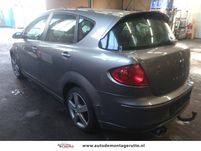 Seat Toledo 2.0 FSI 16V Sloopvoertuig (2007, Grijs)