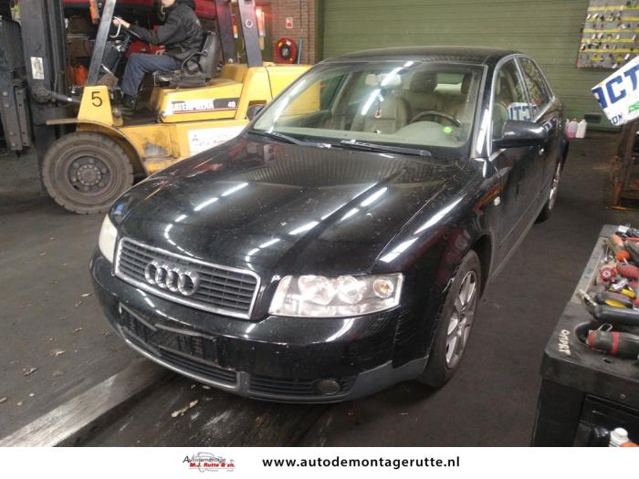 Audi A4 (V103616)