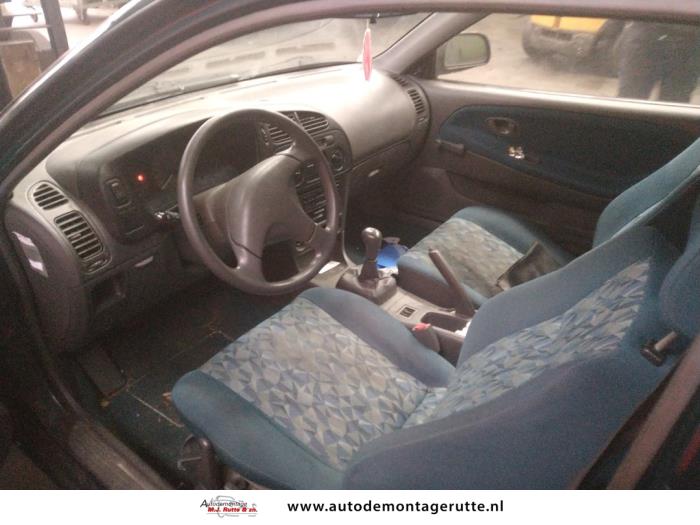 Mitsubishi Colt 1.3 GL,GLX 12V Sloopvoertuig (1997, Groen)