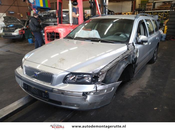 Volvo V70 (V105358)