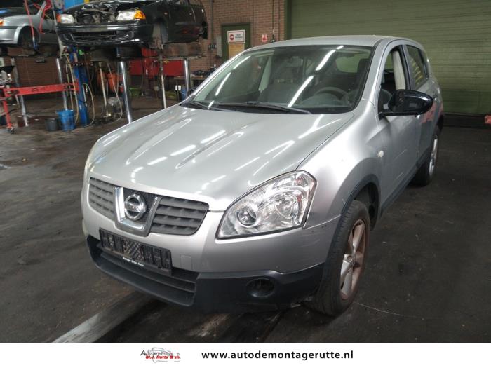 Nissan Qashqai (V106182)