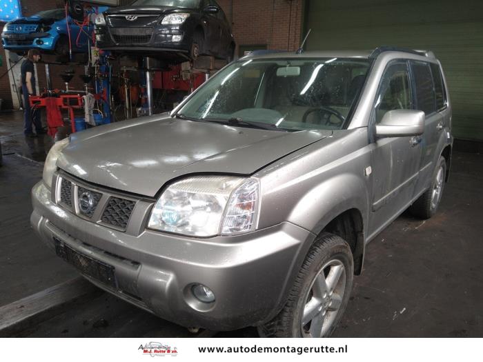 Nissan X-Trail (V106463)