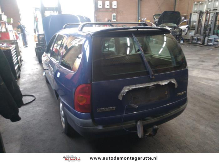 Renault Megane Break/Grandtour 1.6 16V RXE,RXT Sloopvoertuig (2000, Blauw)
