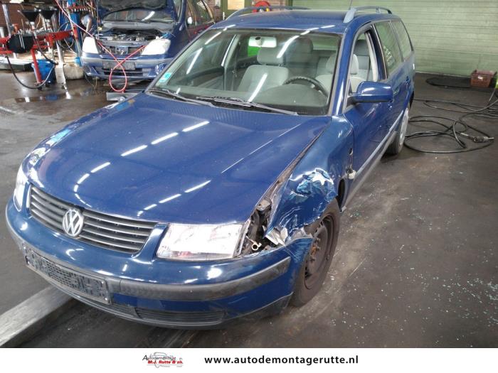 Volkswagen Passat (V107114)