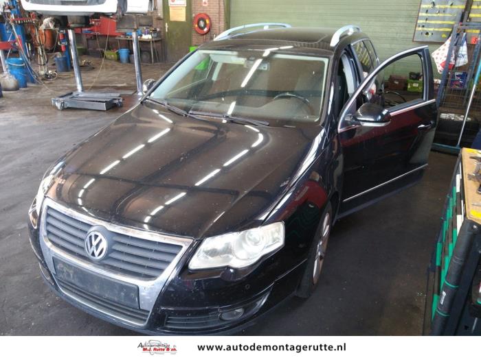 Volkswagen Passat (V107125)