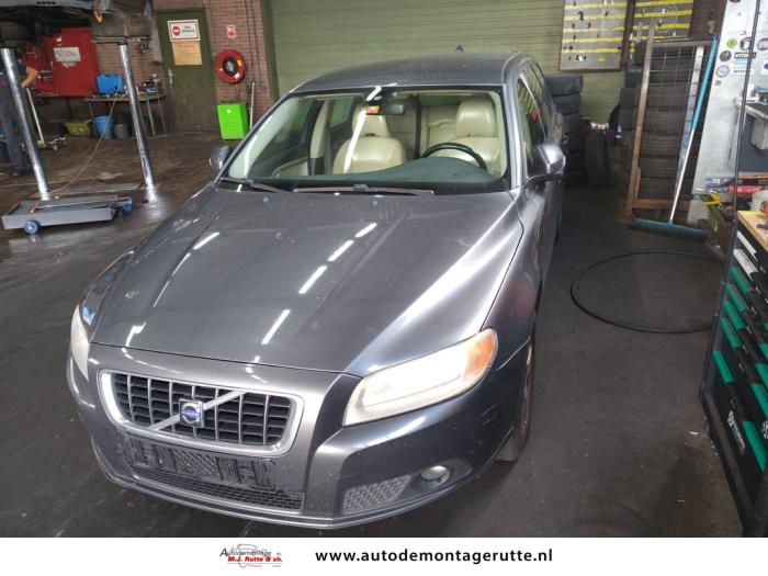Volvo V70 (V107139)