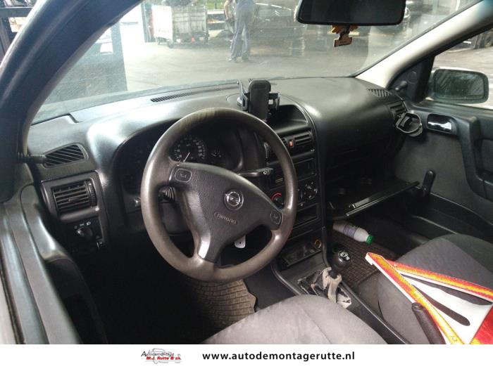 Opel Astra G 1.7 DTI 16V Eco4 Sloopvoertuig (2002, Zwart)