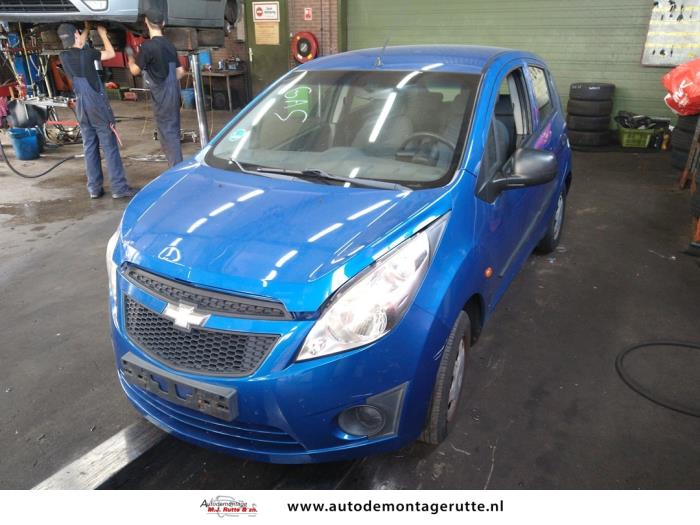 Chevrolet Spark (V107744)