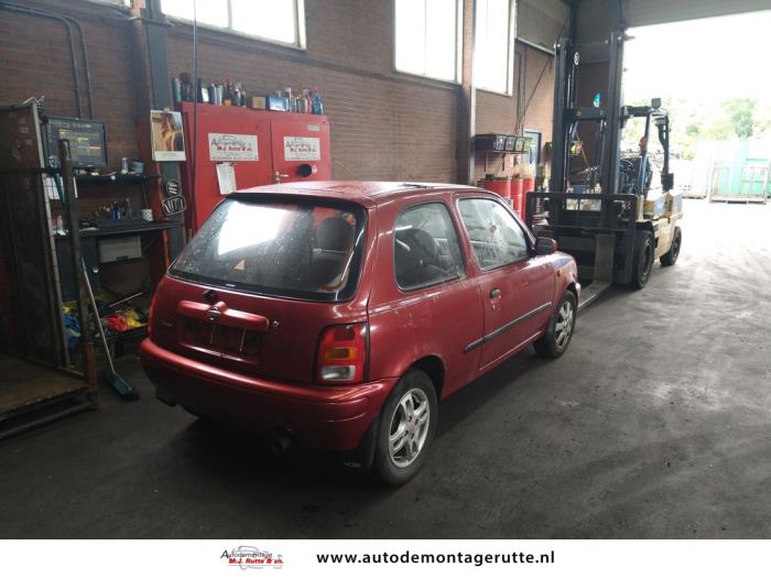 Nissan Micra 1.3 LX,SLX 16V Sloopvoertuig (1997, Rood)