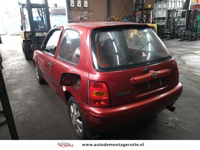 Nissan Micra 1.3 LX,SLX 16V Sloopvoertuig (1997, Rood)