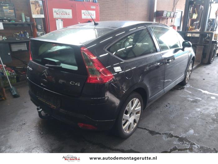 Citroen C4 Coupé 1.6 16V Sloopvoertuig (2005, Zwart)
