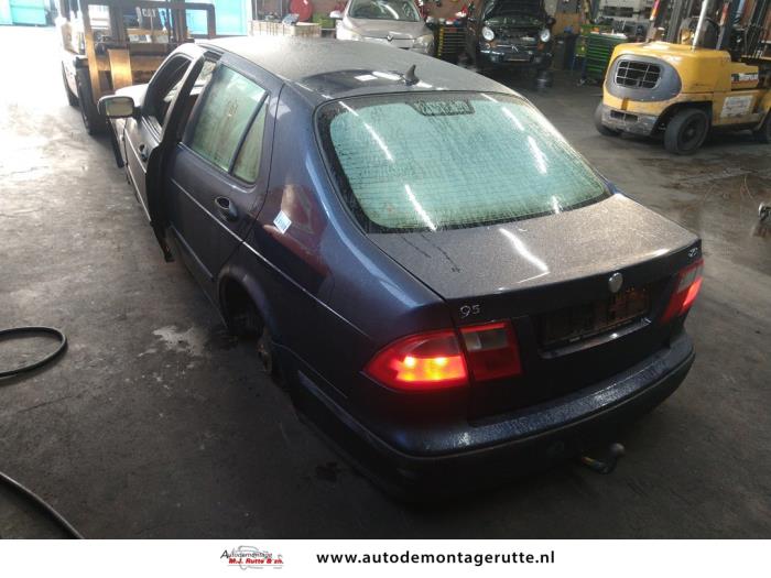 Saab 9-5 2.0t 16V Skrotfordon (2003, BLAUW)