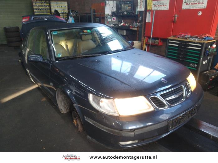 Saab 9-5 2.0t 16V Skrotfordon (2003, BLAUW)