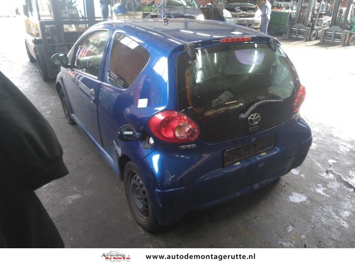 Toyota Aygo 1.0 12V VVT-i Sloopvoertuig (2008, Blauw)