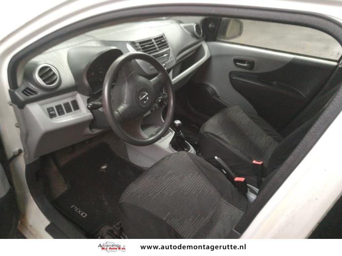 Nissan Pixo 1.0 12V Sloopvoertuig (2010, Wit)