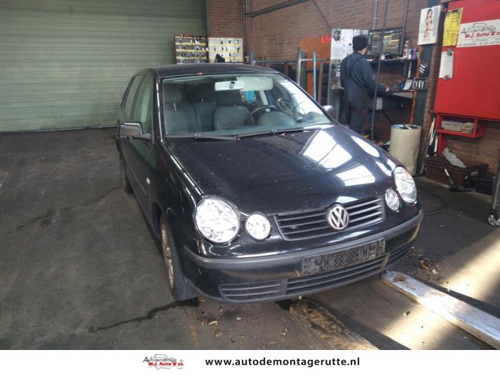 Volkswagen Polo IV 1.4 16V Sloopvoertuig (2004, Zwart)