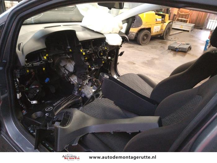Opel Corsa E 1.0 SIDI Turbo 12V Sloopvoertuig (2015, Grijs)