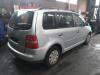 Volkswagen Touran 1.6 Skrotfordon (2005, GRIJS)