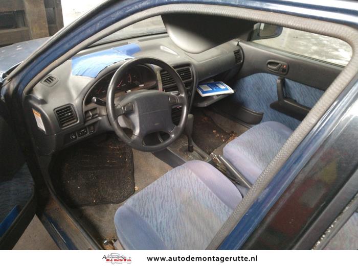 Suzuki Swift 1.3i 5-Drs. Sloopvoertuig (1997, Blauw)