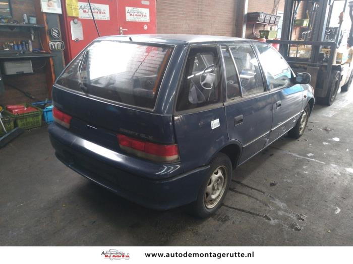 Suzuki Swift 1.3i 5-Drs. Sloopvoertuig (1997, Blauw)
