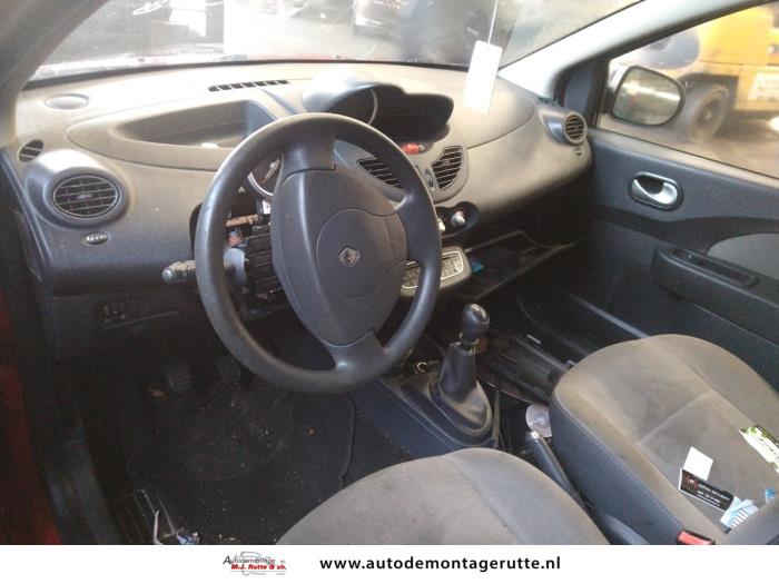 Renault Twingo II 1.2 16V Sloopvoertuig (2011, Rood)