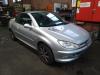 Peugeot 206 CC 1.6 16V Skrotfordon (2002, GRIJS)