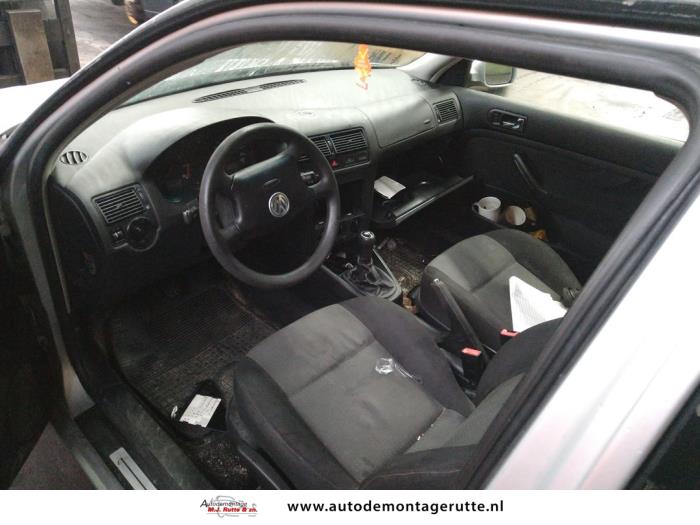 Volkswagen Golf Sloopvoertuig (2003)