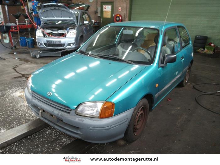 Toyota Starlet 1.3,XLi,GLi 16V Sloopvoertuig (1996, Groen)