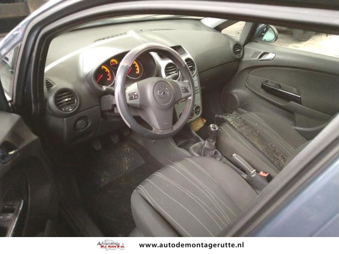 Opel Corsa D 1.0 Sloopvoertuig (2010, Blauw)