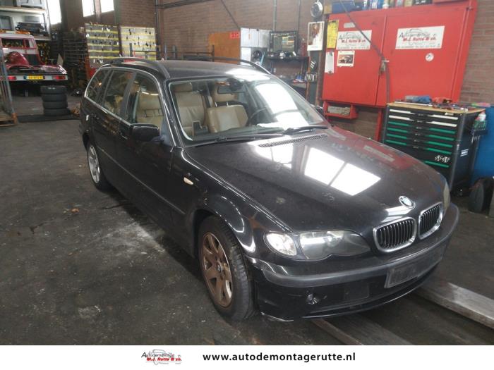 BMW 3 serie Touring 318i 16V Sloopvoertuig (2003, Zwart)