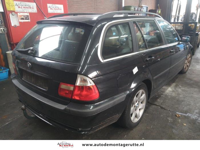 BMW 3 serie Touring 318i 16V Sloopvoertuig (2003, Zwart)
