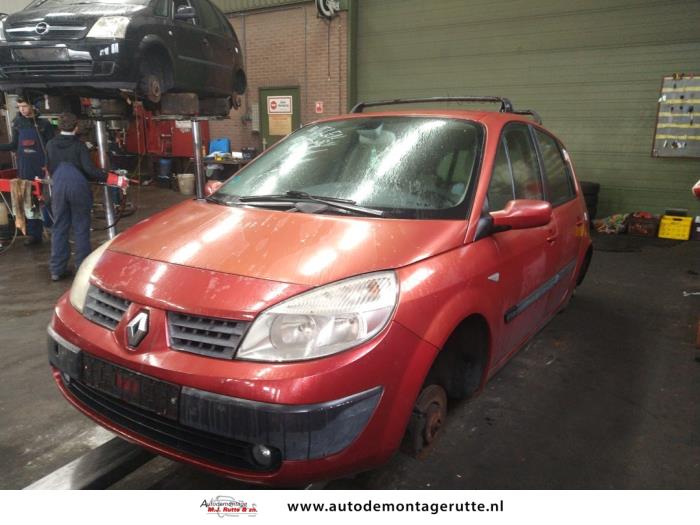 Renault Scénic II 2.0 16V Sloopvoertuig (2006, Rood)