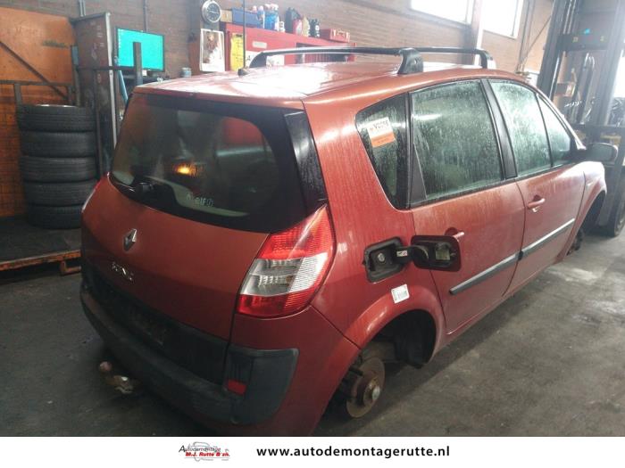 Renault Scénic II 2.0 16V Sloopvoertuig (2006, Rood)