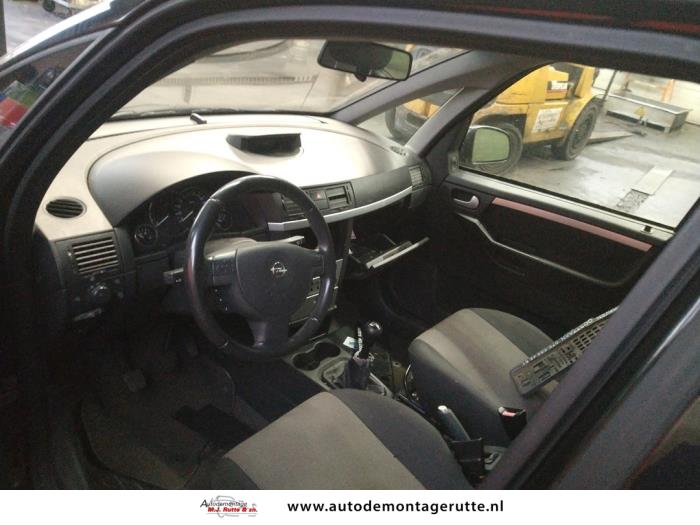 Opel Meriva 1.6 16V Sloopvoertuig (2004, Zwart)