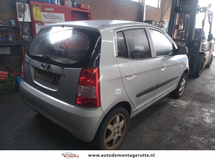 Kia Picanto 1.0 12V Skrotfordon (2006, GRIJS)