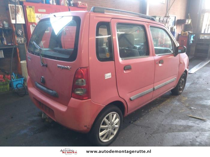 Suzuki Wagon-R+ 1.3 16V Skrotfordon (2000, ROOD)
