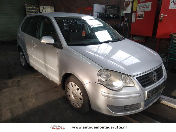 Volkswagen Polo IV 1.4 TDI 70 Sloopvoertuig (2006, Grijs)
