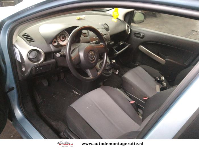 Mazda 2 1.3 16V S-VT Sloopvoertuig (2009, Blauw)