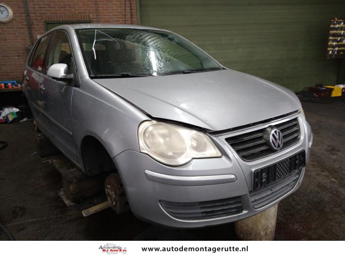 Volkswagen Polo IV 1.4 16V 75 Sloopvoertuig (2006, Grijs)