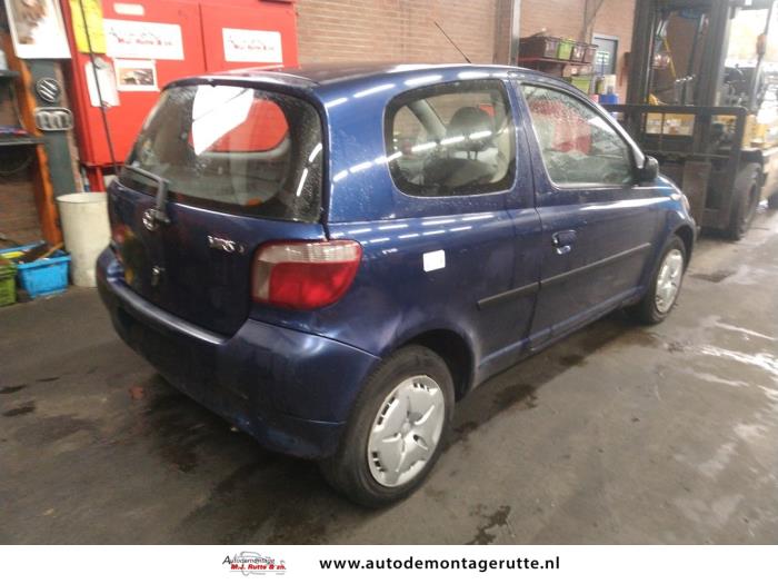 Toyota Yaris 1.3 16V VVT-i Sloopvoertuig (2000, Blauw)