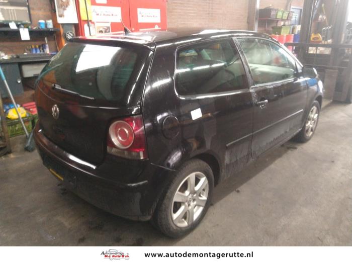 Volkswagen Polo IV 1.2 12V Skrotfordon (2007, ZWART)