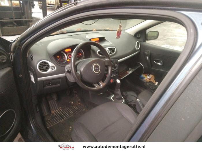 Renault Clio III 1.4 16V Sloopvoertuig (2006, Blauw)