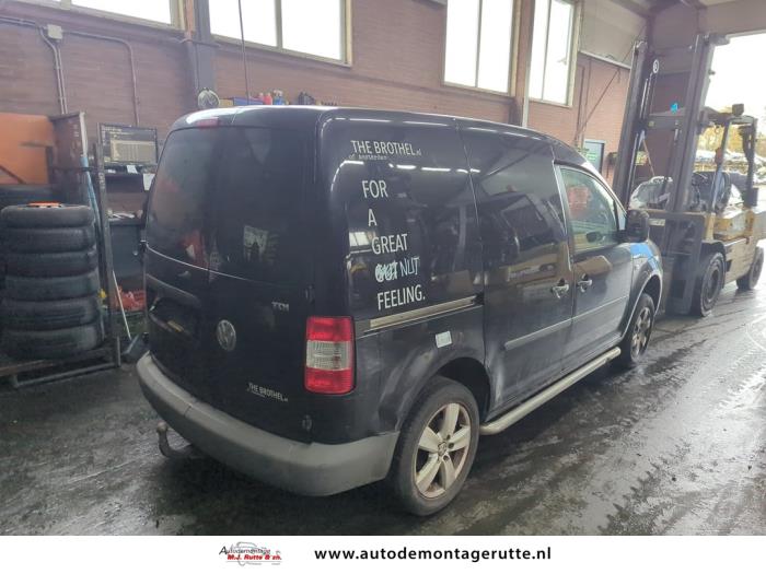 Volkswagen Caddy III 1.9 TDI Samochód złomowany (2006, Granit)