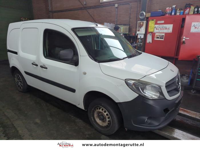 Mercedes Citan 1.5 108 CDI Samochód złomowany (2016, Granit)
